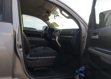2014 Toyota Tundra Sr5 5.7L V8 z USA, uszkodzony, nr VIN 5TFRY5F19EX155898